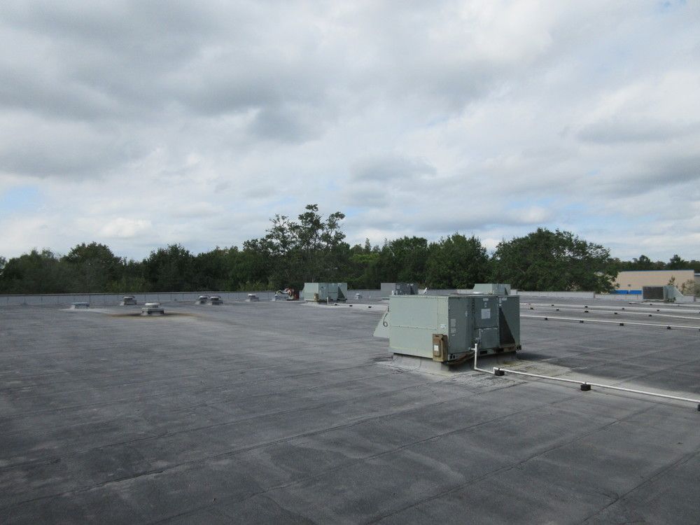 In the News Inc. Industrial Manuf. Flex Building: 8517 Sunstate St, Tampa, FL 33634